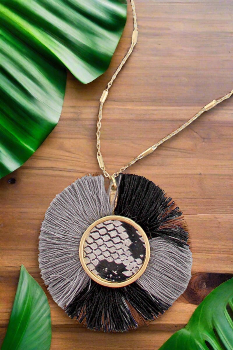 Disk and Tassel Set