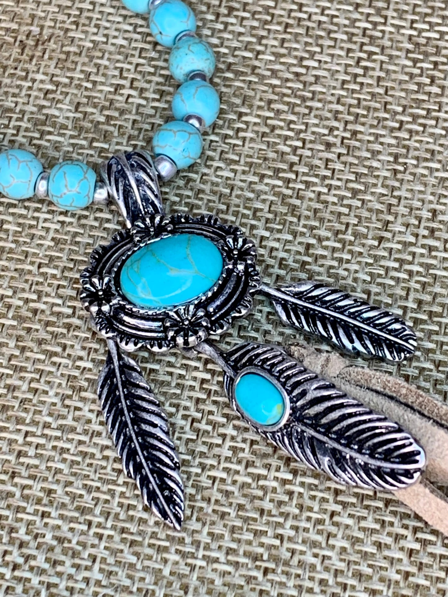 FEATHER & COW PRINT CONCHO NECKLACE SET