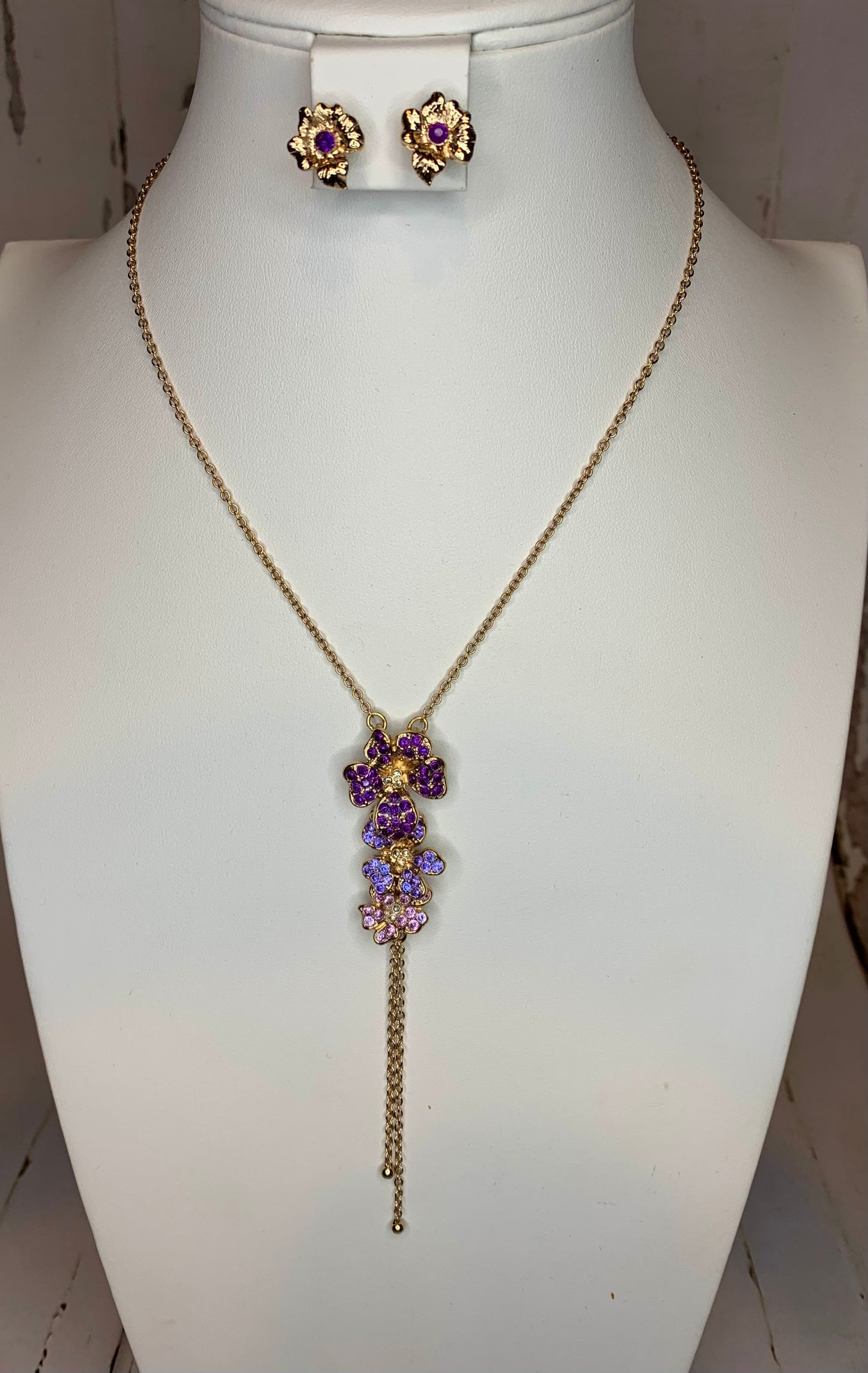 Purple Pansy Necklace Set