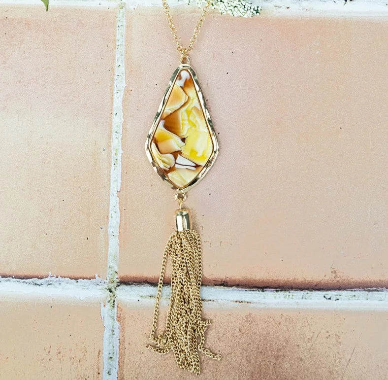 Mustard Tassel Set