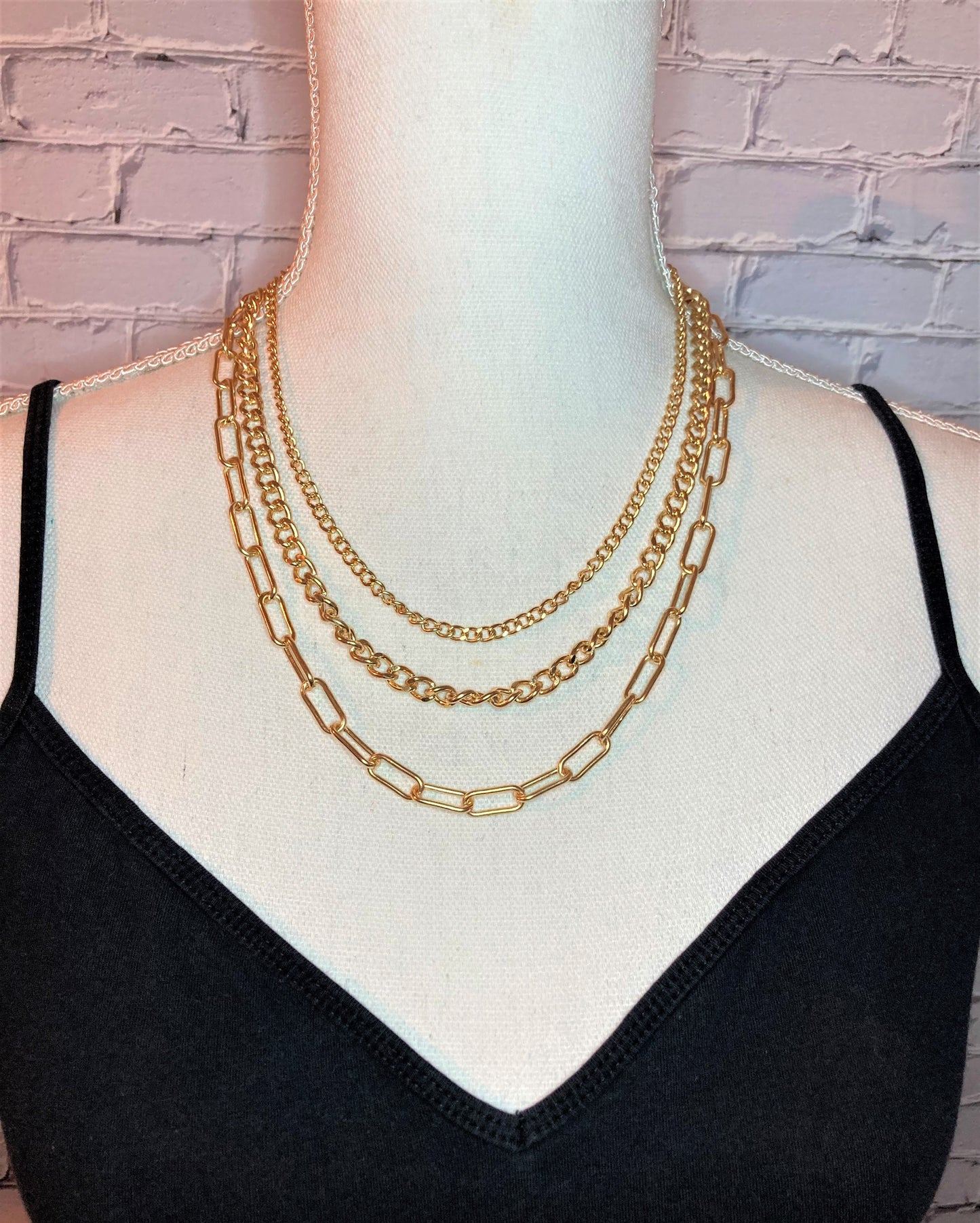 BIANCA LAYERED CHAIN NECKLACE