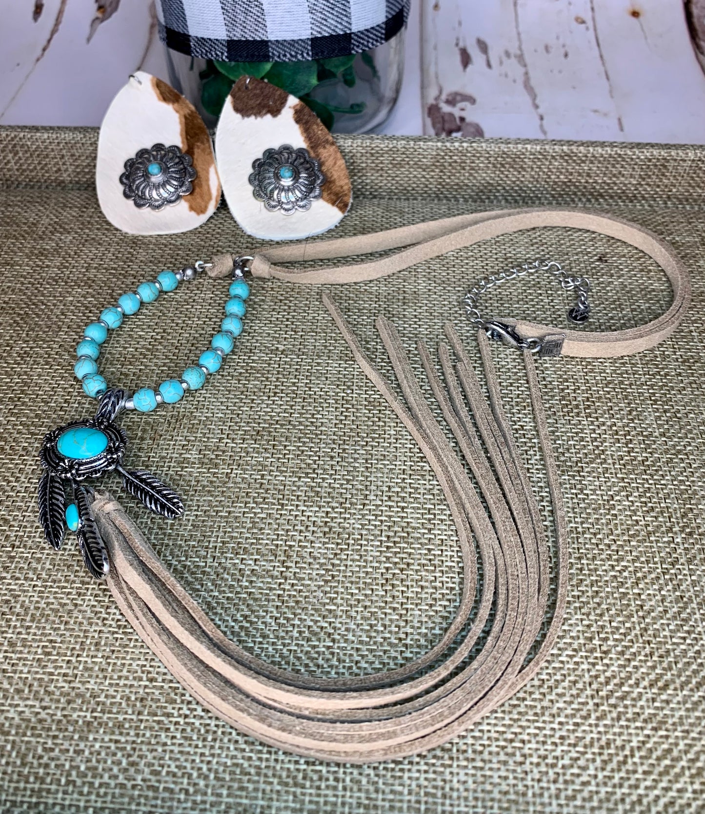 FEATHER & COW PRINT CONCHO NECKLACE SET